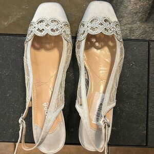 J.Renee gray/silver sling back